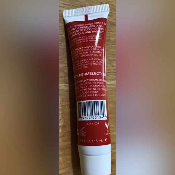 Dermelect microfacial exfoliating masque - Picture 2 of 4